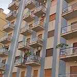 Di Nick Station باليرمو